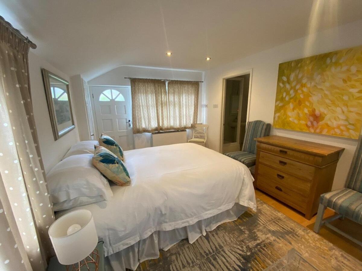 Private Entry Guesthouse Hideaway Hordle Zewnętrze zdjęcie